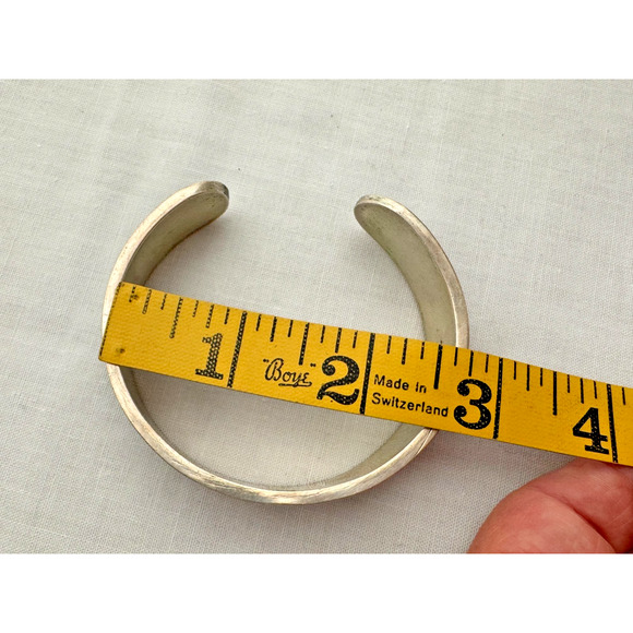 Vintage Egyptian Hieroglyphs Sterling Silver Bracelet Cuff 50 grams Storyteller - Picture 7 of 10